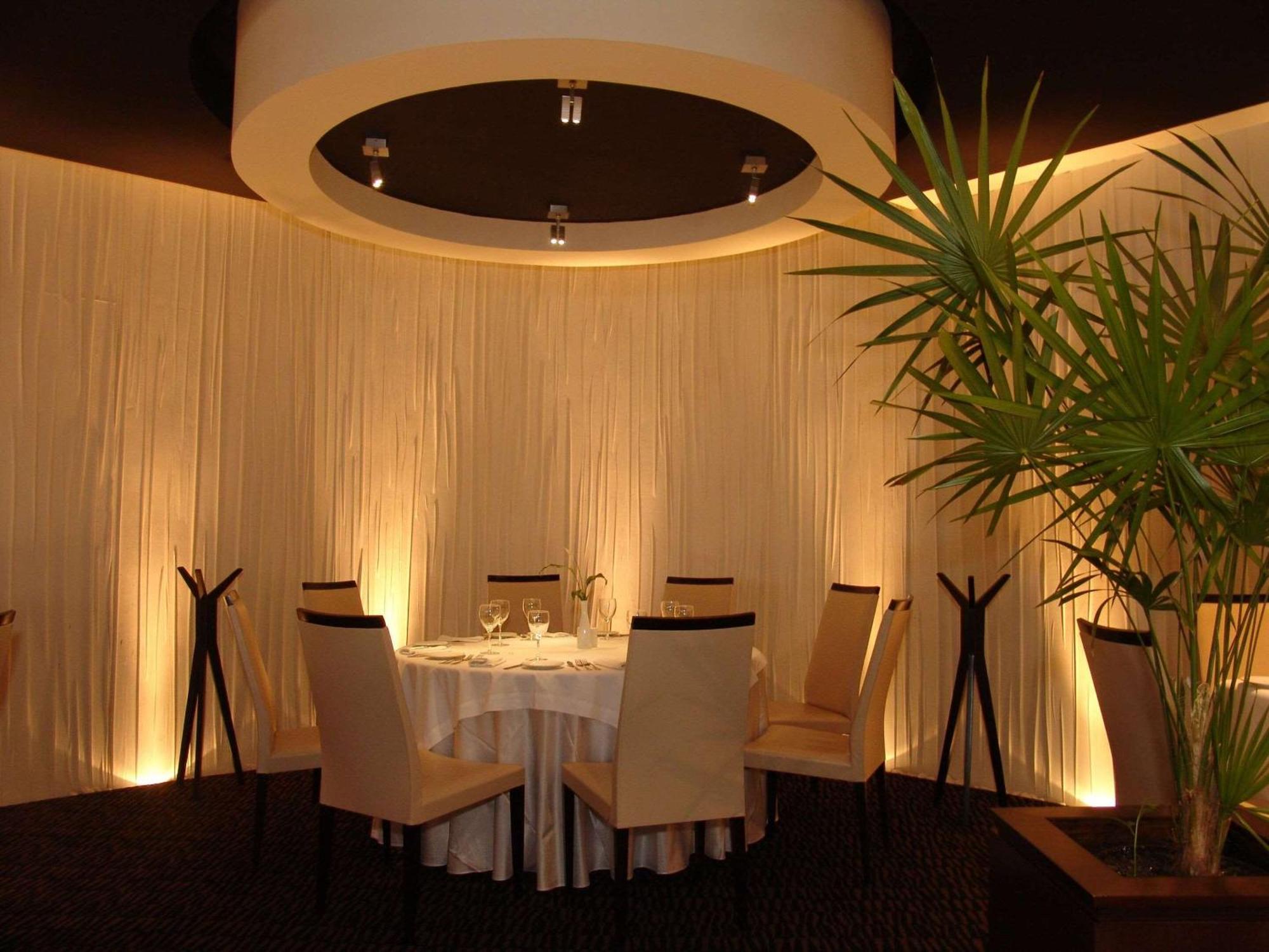 Radisson Paraiso Hotel Mexiko-Stadt Exterior foto Restaurant "La Table d'Or"